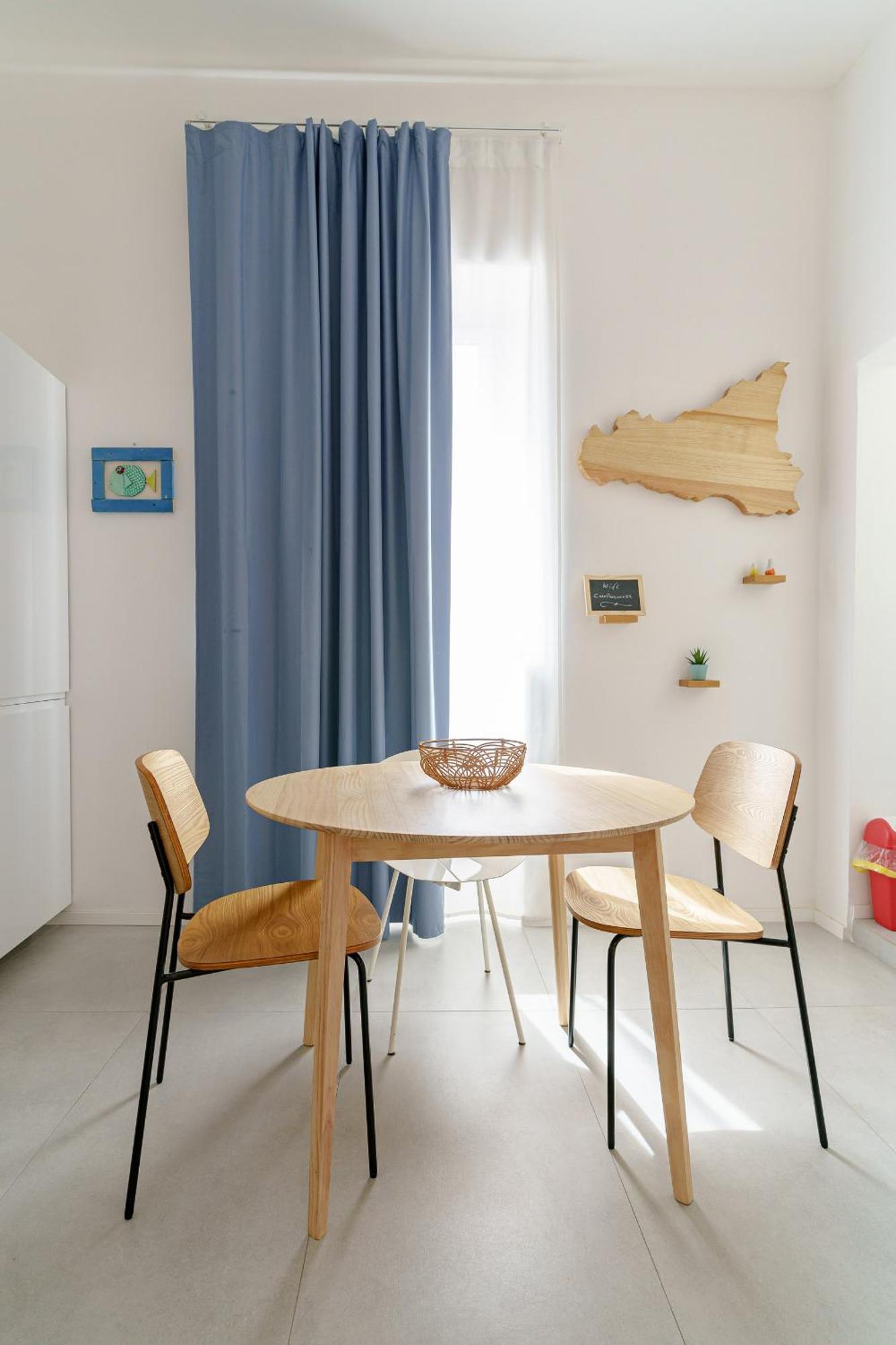 Casa Ancora Townhouse Apartment Катания Екстериор снимка